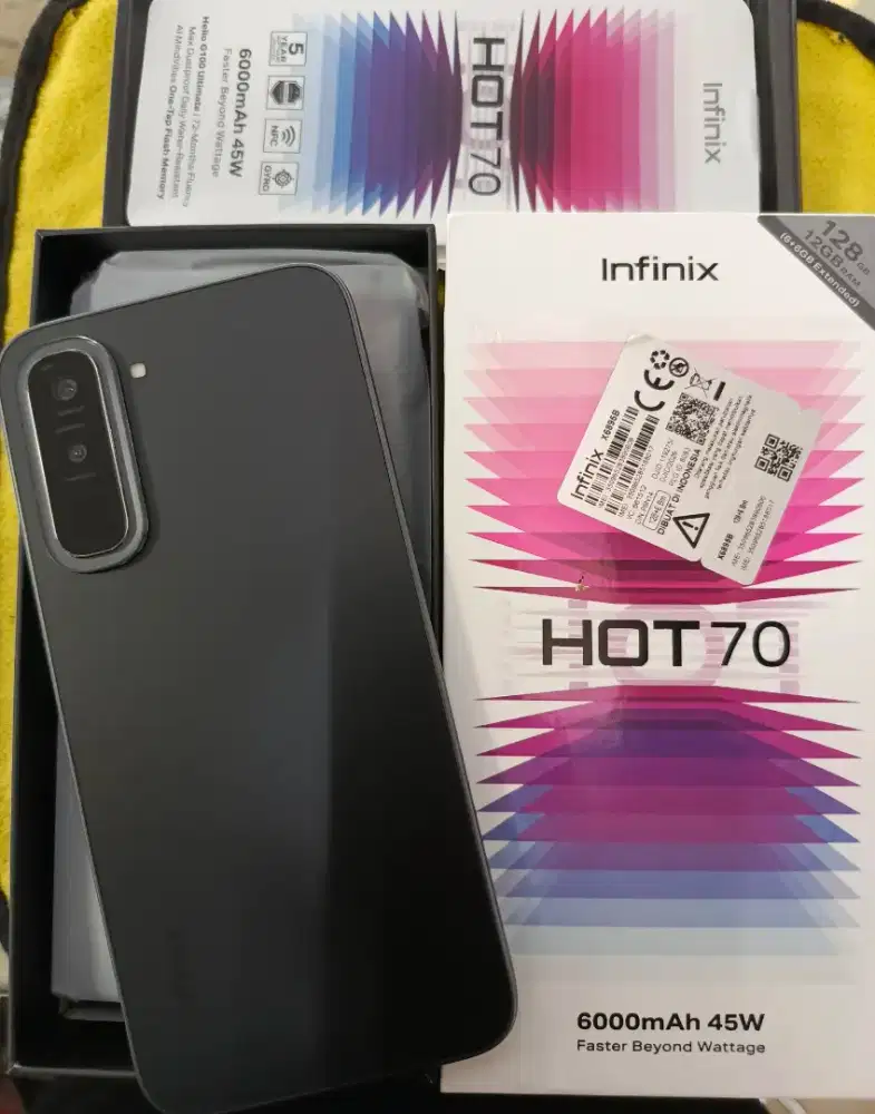 Infinix Hot 70 Nfc ram 6/128 lecet pemakaian dan masih garansi