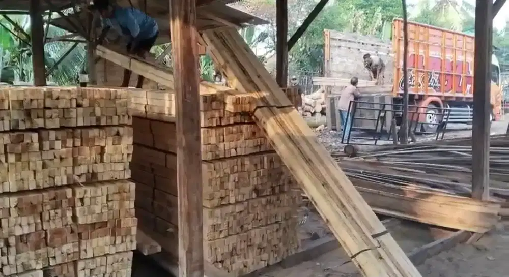 Kayu kaso proyek ikatan 4/6x3m
