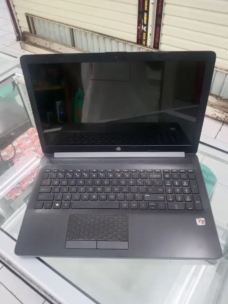 Laptop hp Ryzen 3-2200