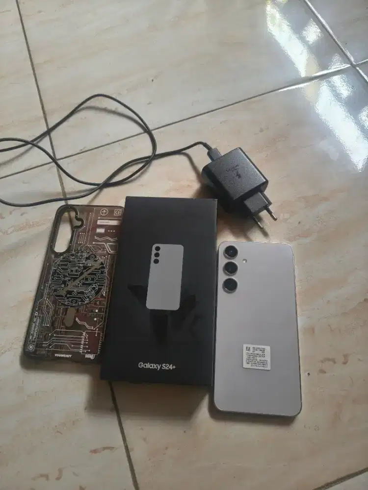 Samsung S24 Plus 12/256gb Sein Fullset