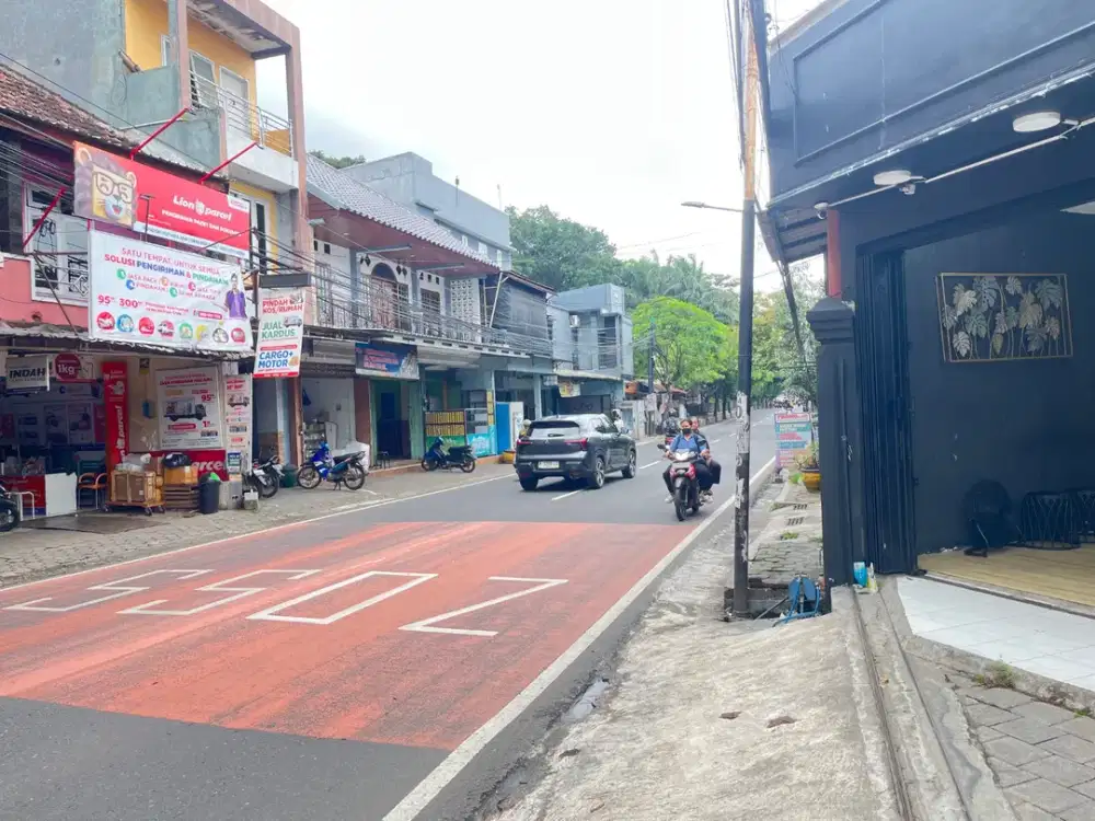 Rukos Plus Toko Aktif Poros Jalan Sumbersari Samping Kampus UB
