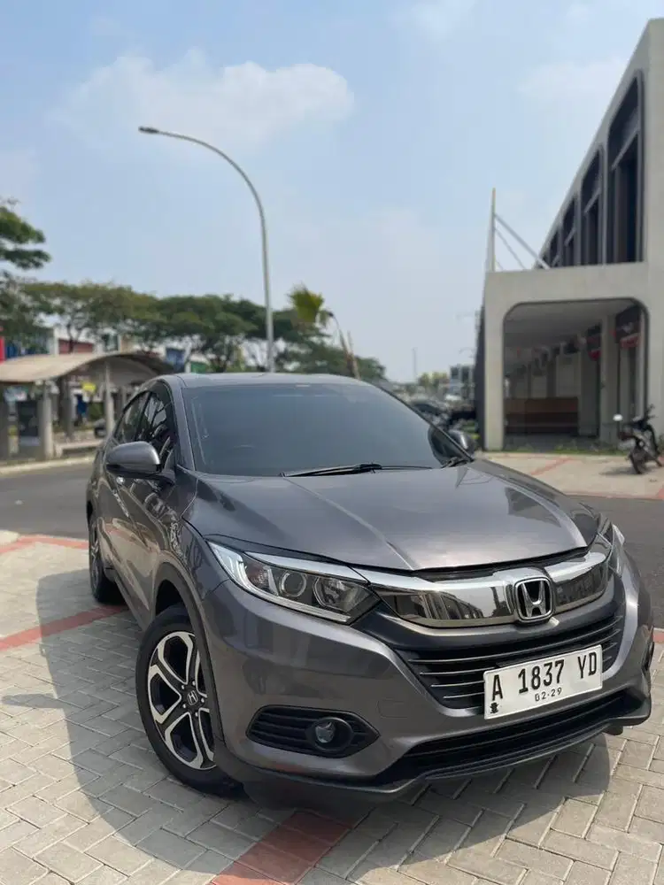 Dijual cepat! HRV E facelift 2018/2019 1.5 AT ! Like new!