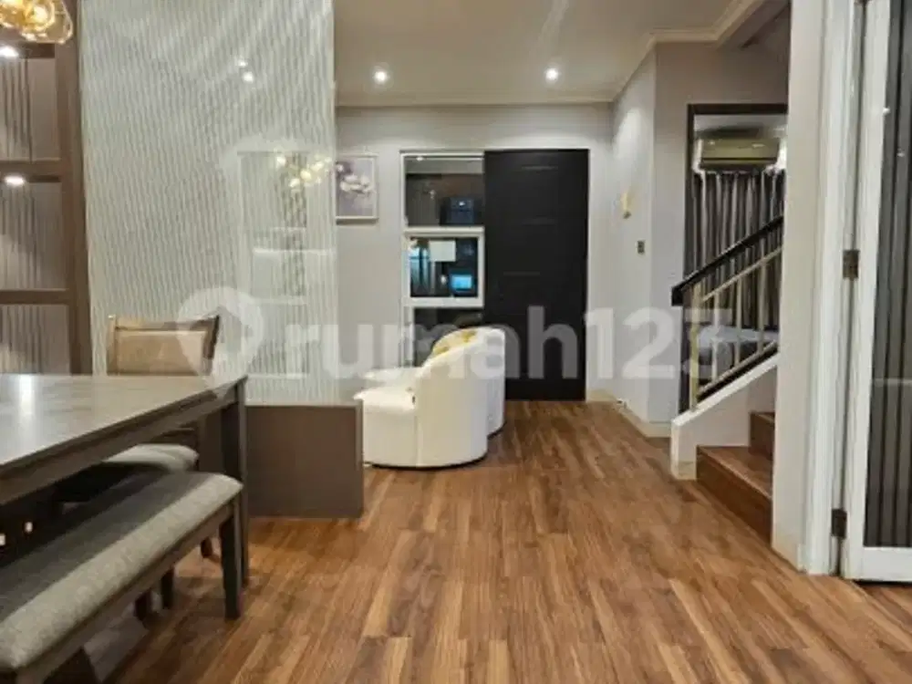 Dijual Rumah Full Furnished Baru dan Cantik Cluster Fiordini Illago Gading Serpong