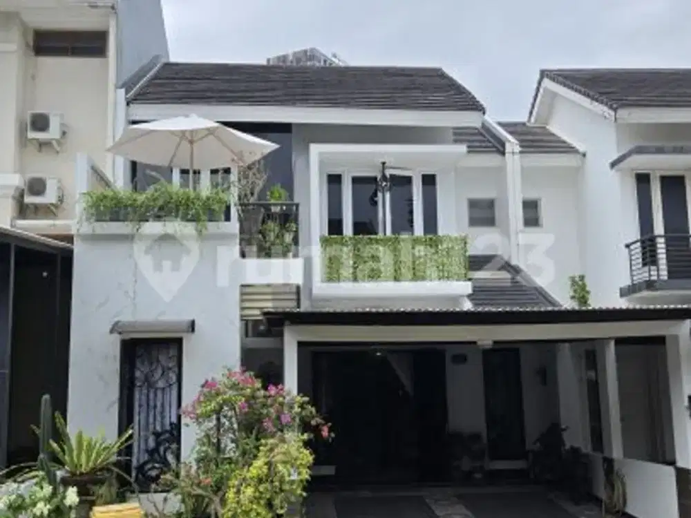 Rumah Cantik 3 Lantai Semi Furnish SHM di Delatinos BSD City