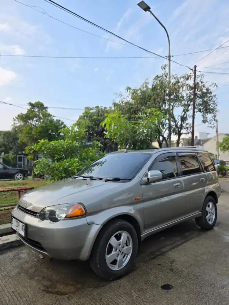 HRV 1.5 CBU Japan th 2000
Pajak jalan surat2 lengkap