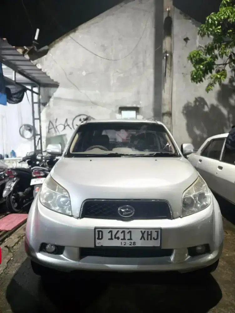 Terios TX Matic 2007 
Pajak jalan surat2 lengkap