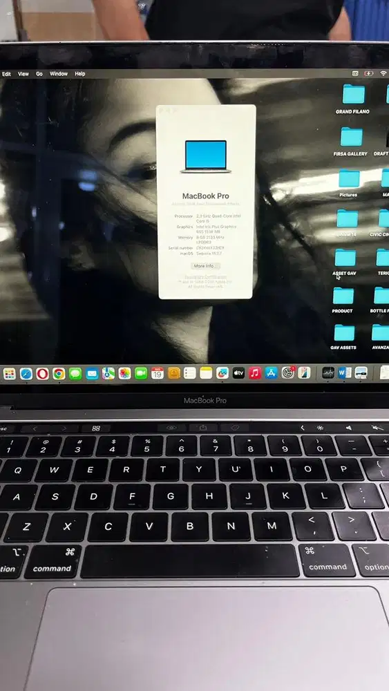 Macbook pro 2018 touchbar 8/512 gb fullset ori