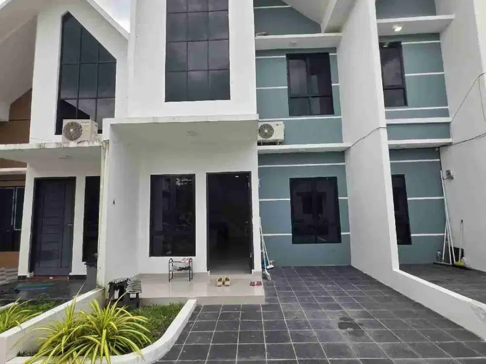RUMAH MEWAH DI SETIABUDI MEDAN SIAP HUNI LOKASI DALAM KOMPLEK