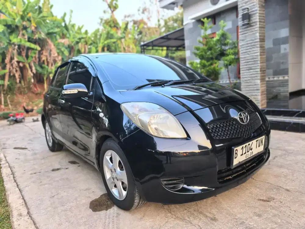 Yaris 2006 metic