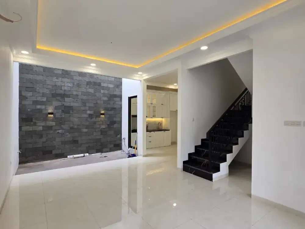 Rumah Baru Classic Modern Dalam Komplek Di Duren Sawit Jakarta Timur