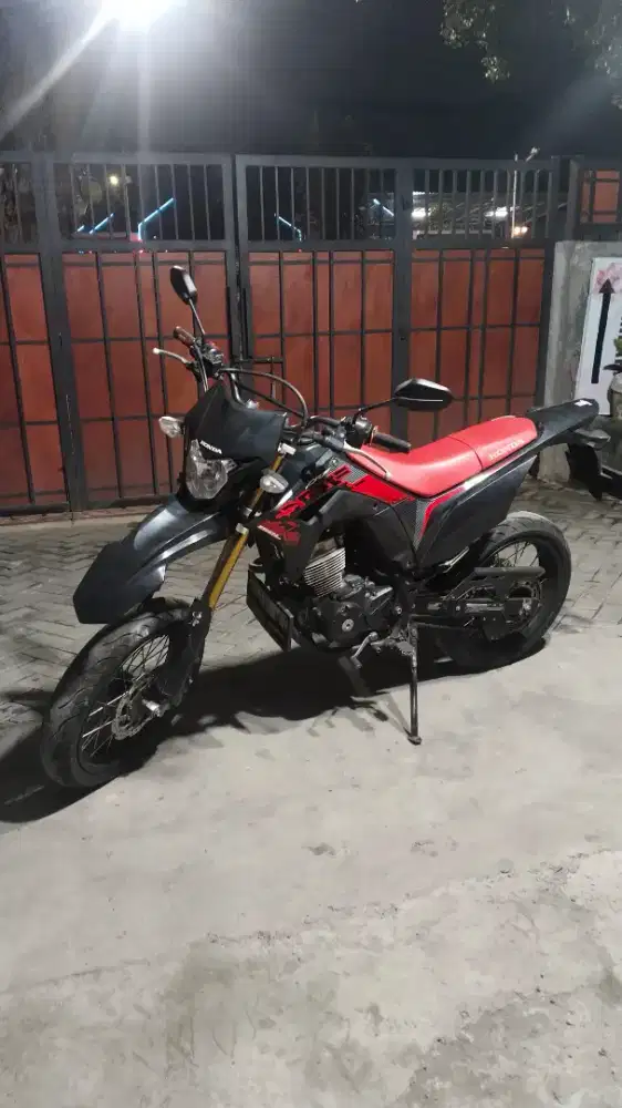 Honda Crf tipe L