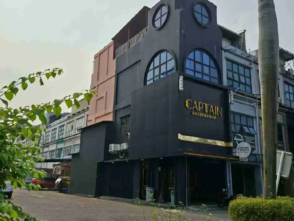 Dijual Ruko Komplek Daan Mogot Baru, Depan Mall,  4.4x 15 = 66 m2, 4 lantai