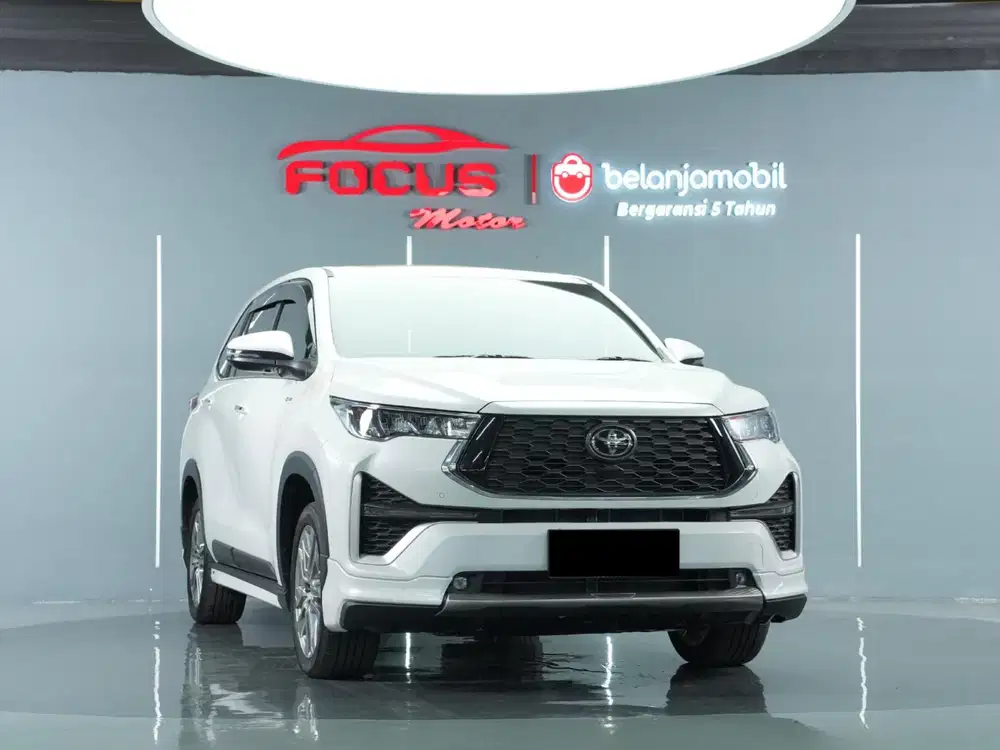 Km 900 an toyota kijang innova zenix q hybrid modelista tss 2026 putih