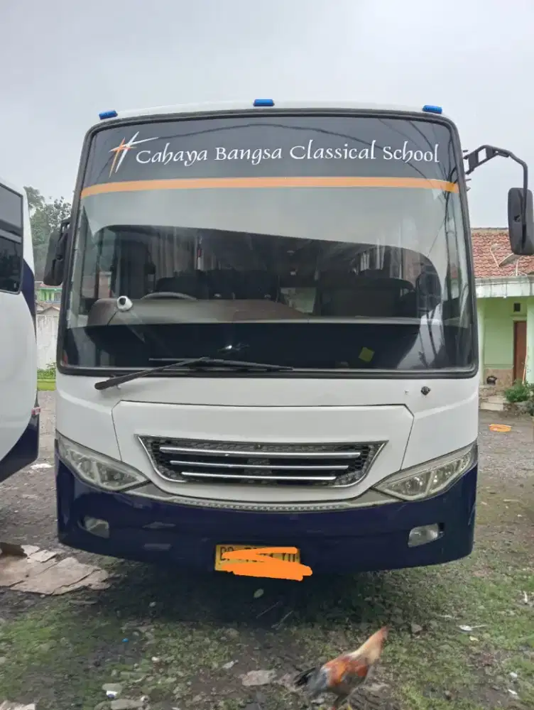Jual cepat bigbus AK 8 Hino 2012