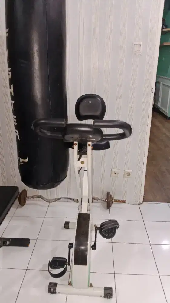Sepedah statis shaga X-bike