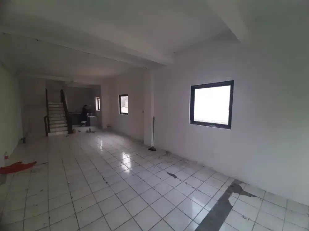 Disewakan Ruko Siap Pakai di Jl Cut Mutia Bekasi