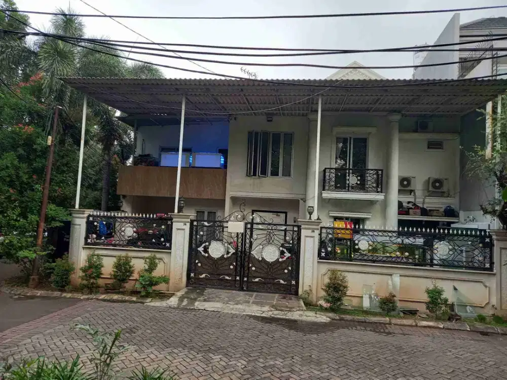 Dijual Rumah hdp timur dan taman, Citra garden 2 ex