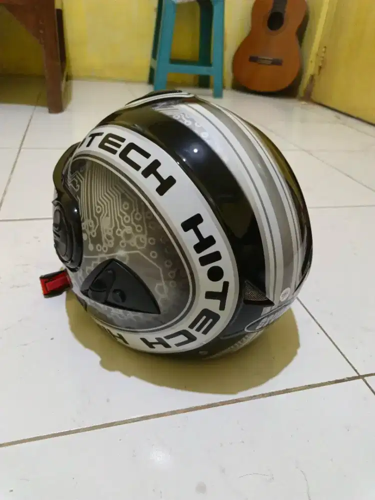 Helm Studds Downtown D2