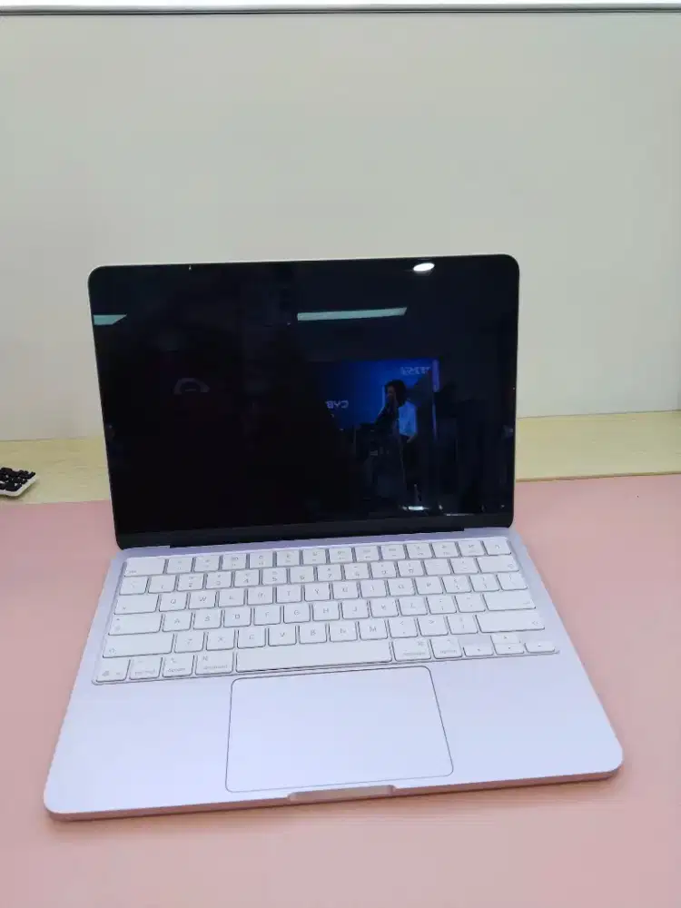 MACBOOK NEO 256GB