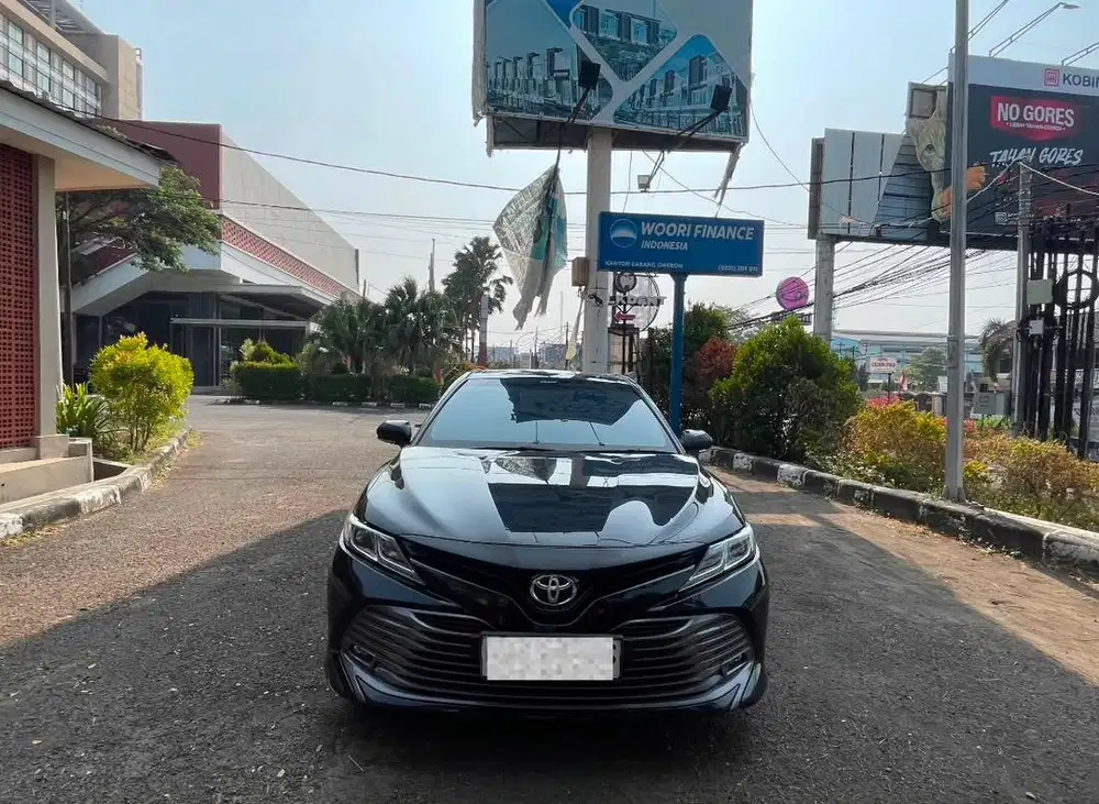 Jual toyota camry 2019