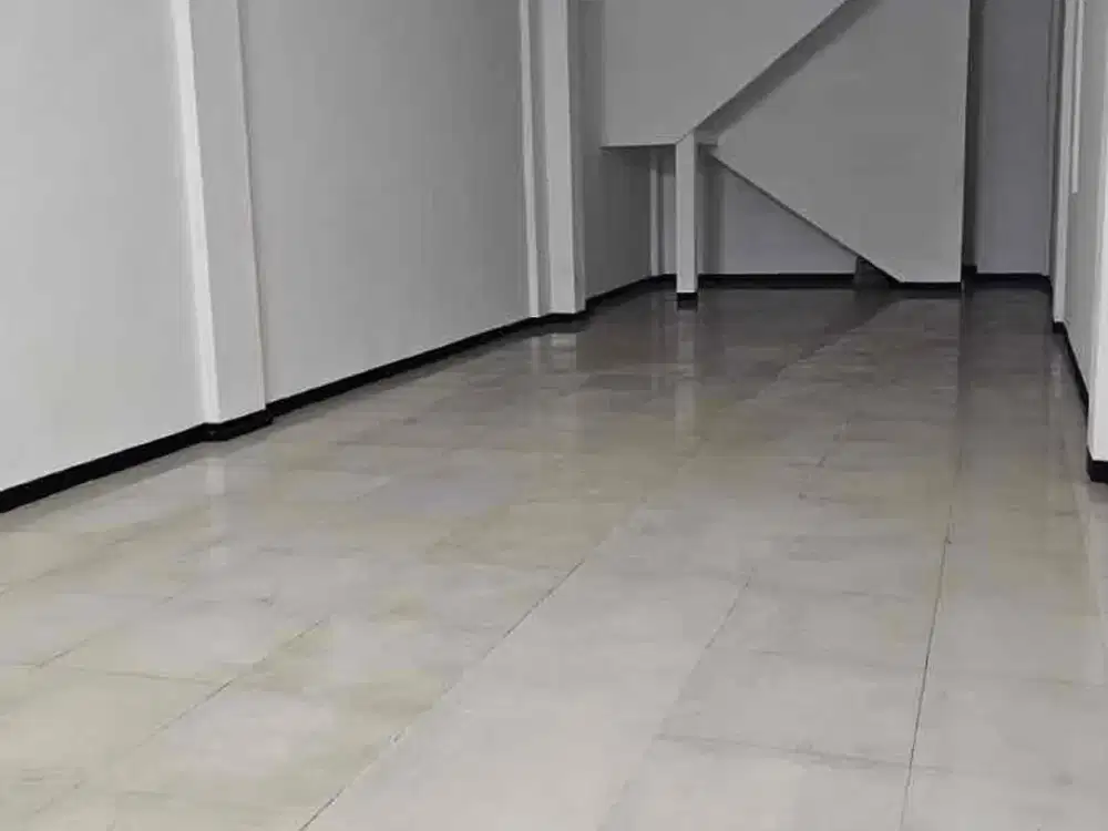 Disewakan Ruko Bagus Full Renovasi di Jalan Raya Kalimalang Bekasi