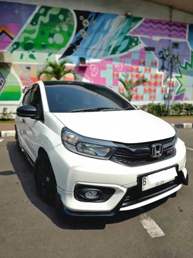 Km 23rb HONDA BRIO RS URBANITE 2022 / 2023