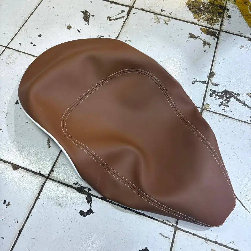 Kulit Jok Vespa LX/S MB Tech Carrera Brown Original