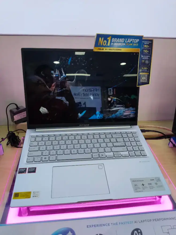 ASUS VIVOBOOK OLED RYZEN 5