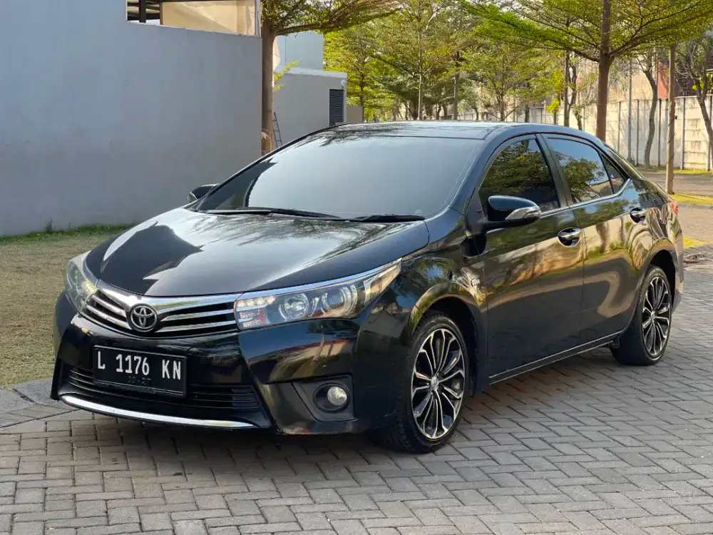 Corolla Altis 1.8 V AT