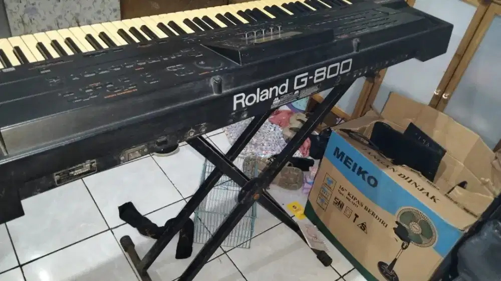 Jual keyboard roland g800 minus tidak ada kabel power jual gembling