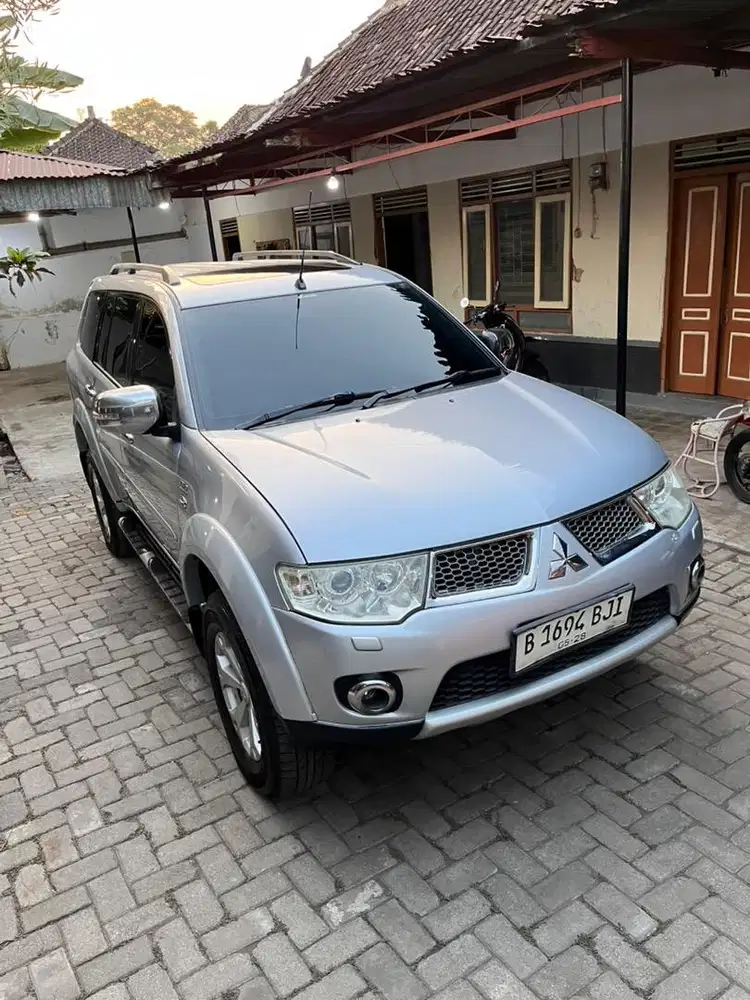 Pajero Sport Dakar 2.4 Matic Servis Recod Dari Baru Limited Ultimate