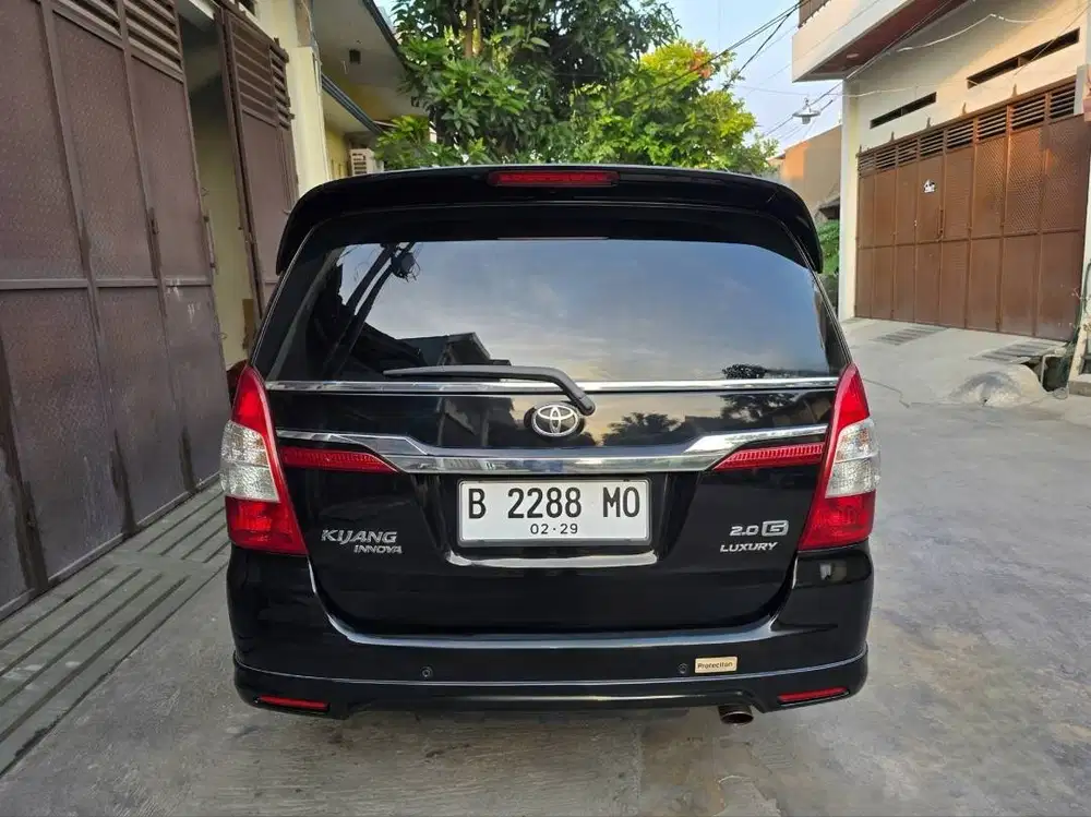 Toyota Kijang Innova Inova G Luxury Matic AT Tahun 2014 Hitam , 2013