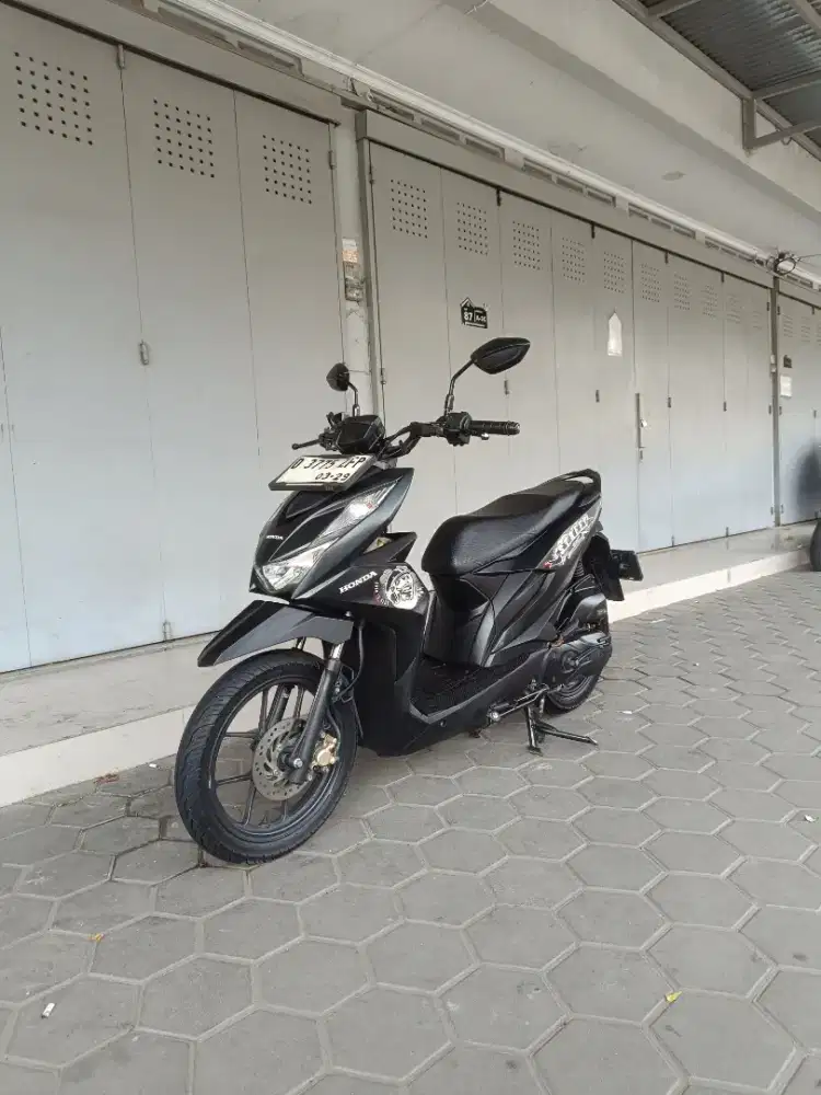 Honda beat street 2024 mulus