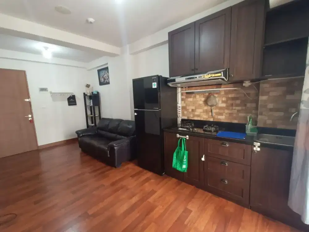 Dijual 2 Bedroom Oak Tower B – Full Furnish, Lantai Tinggi, View Kota,Hadap Barat, AJB Siap