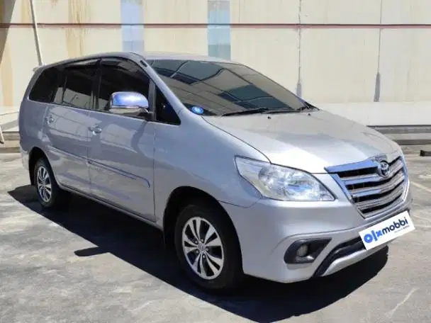 Toyota Kijang Innova 2.0 G Bensin-AT 2015