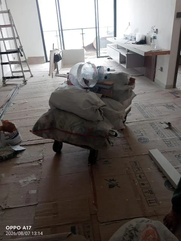 Lowongan Staff Operasional & Cleaning.