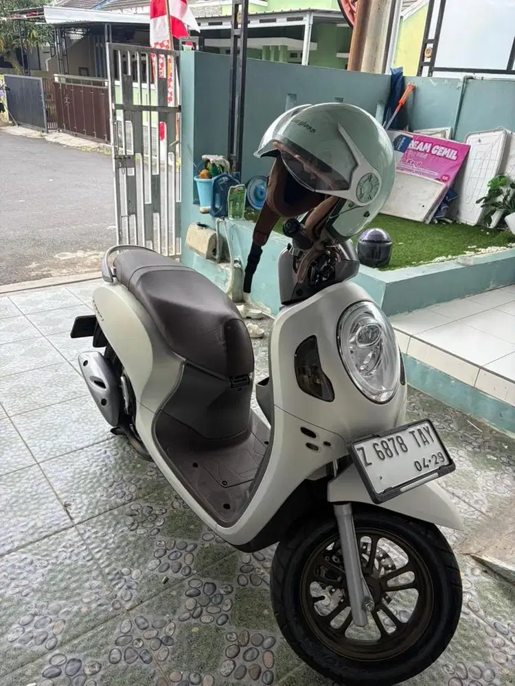 Scoopy prestige 2024