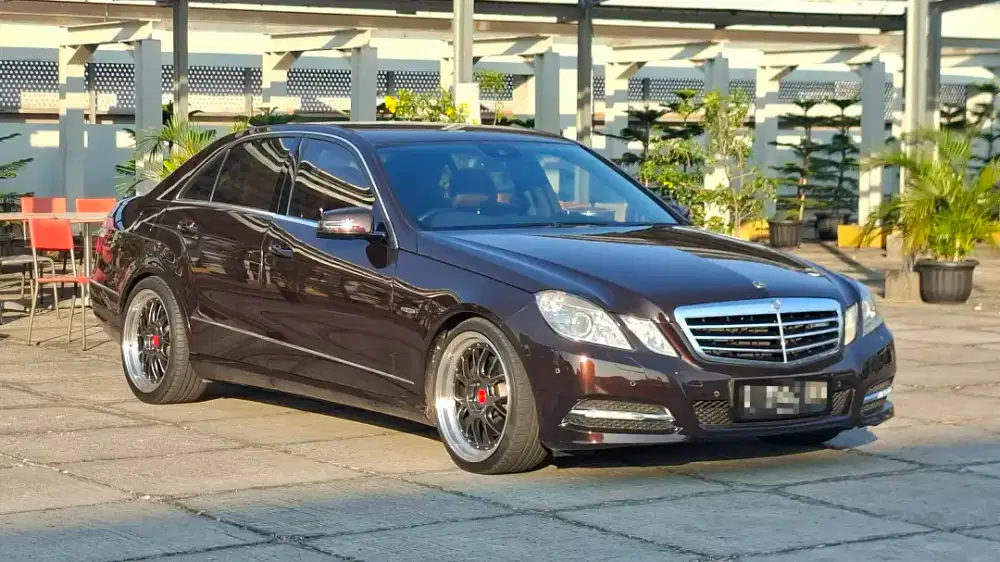 Mercedes-Benz E250 CGI 2011