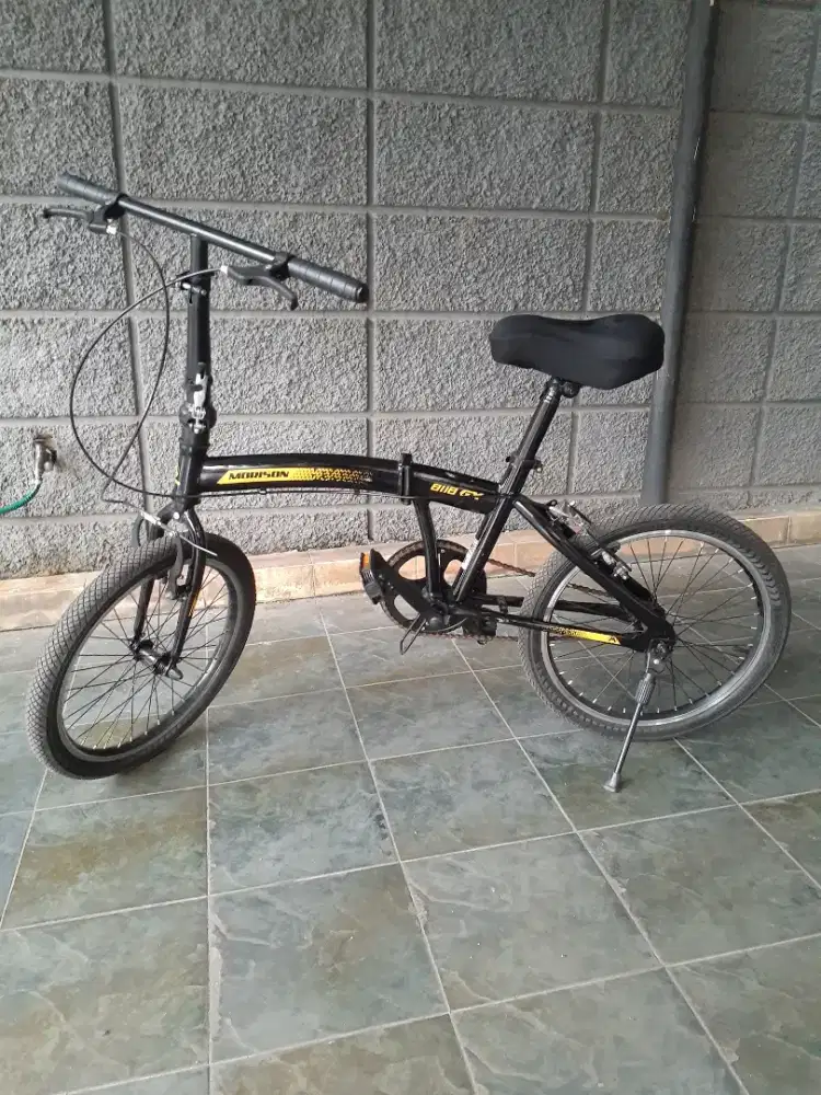 Sepeda lipat morison