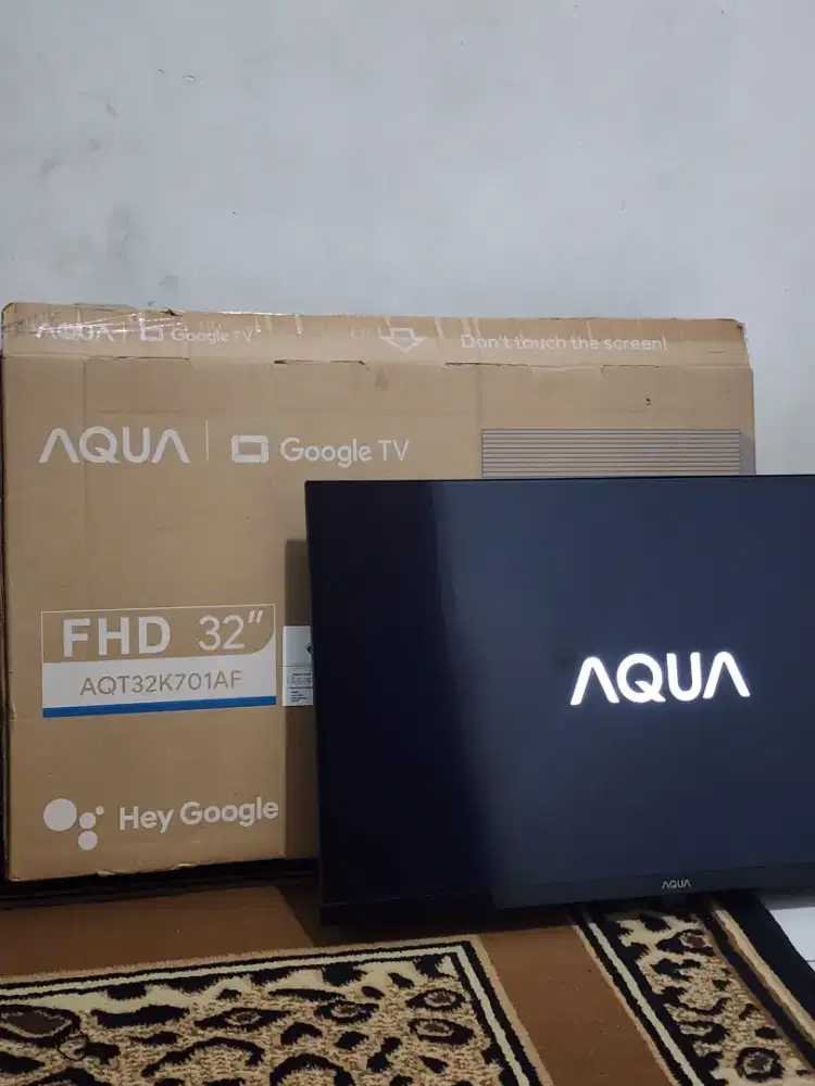 TV Android AQUA 32 inci terbaru - masih mulus seperti baru