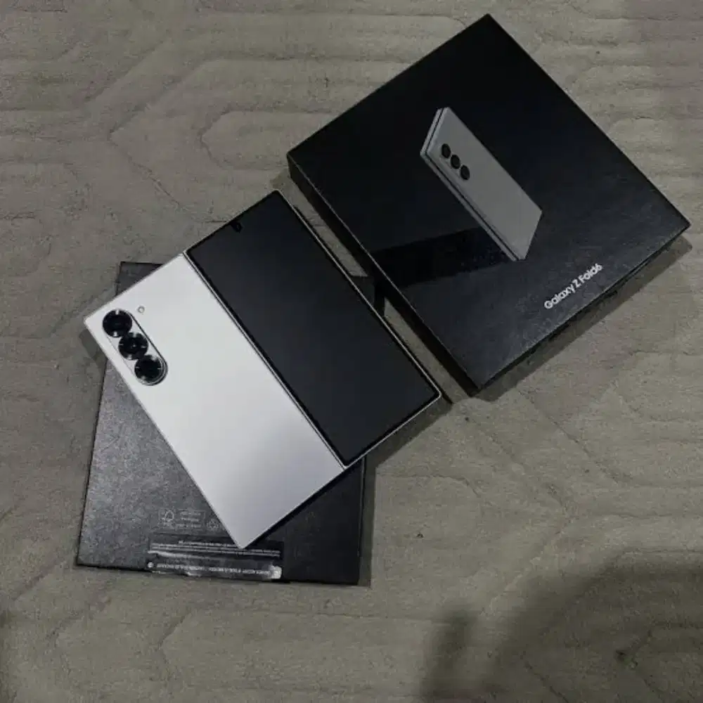 Dijual z fold 6, 512 GB masih mulus