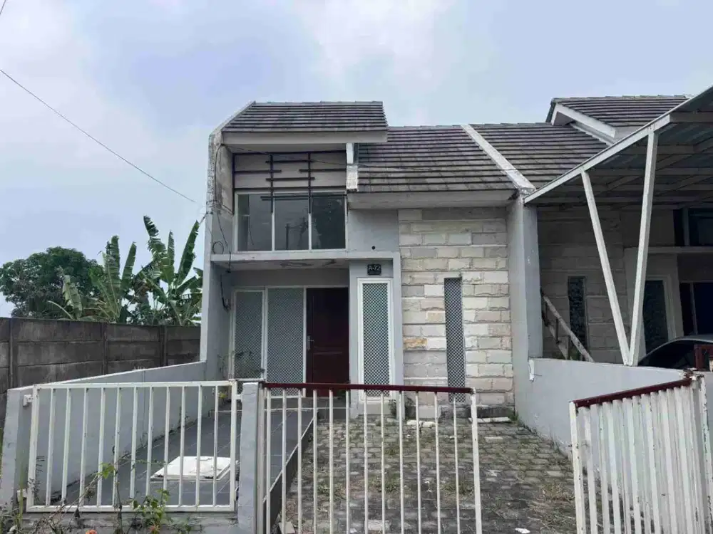 DI JUAL RUMAH

PERUM DE NAILA VILLAGE BLOK A NO 72
KEL. : MOJOSARIREJO 
KEC. : DRIYOREJO 
KAB  : GRESIK