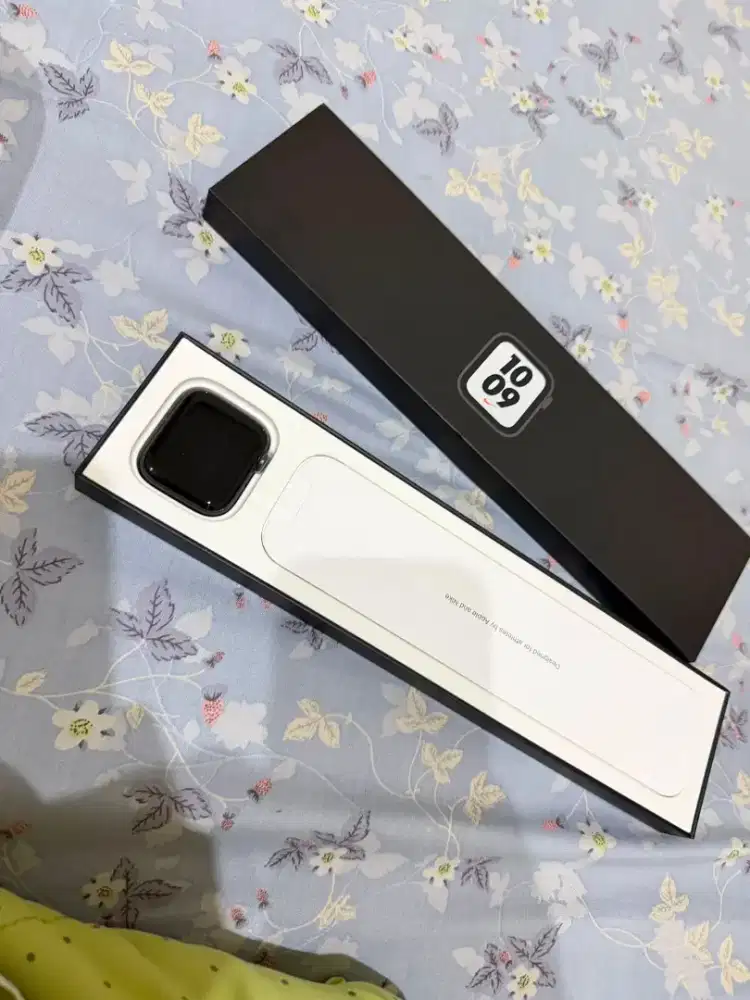 JUAL IWATCH SE IBOX