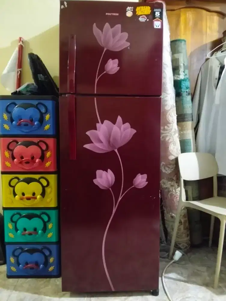 Kulkas Polytron 2 pintu di bekasi timur