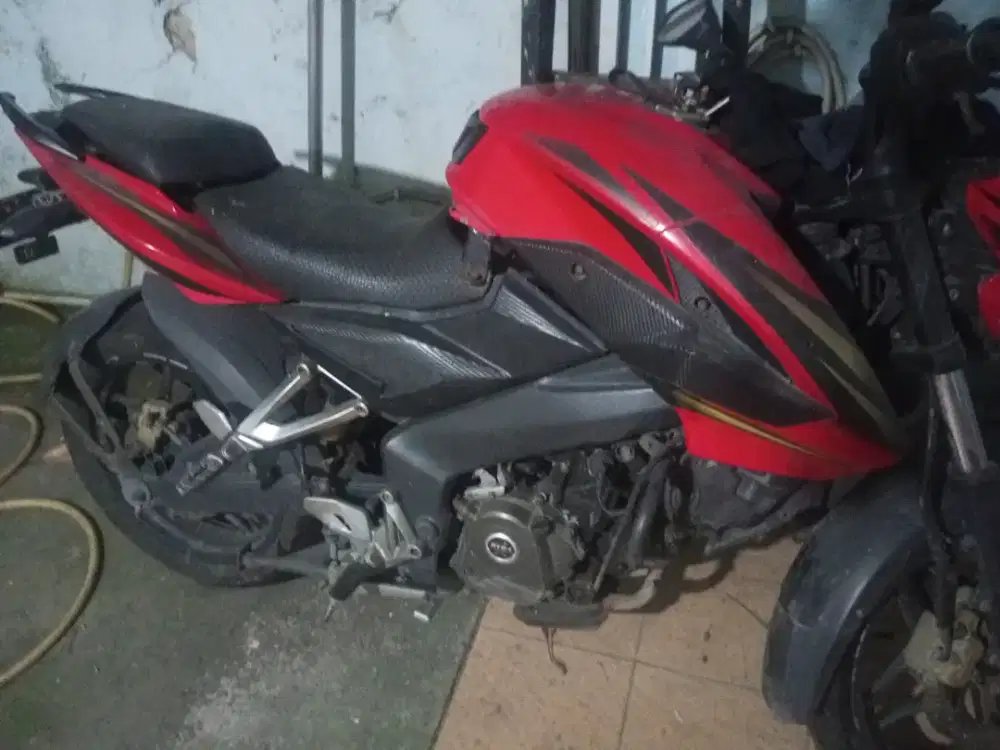 Jual Cepat Bajaj Pulsar 200NS