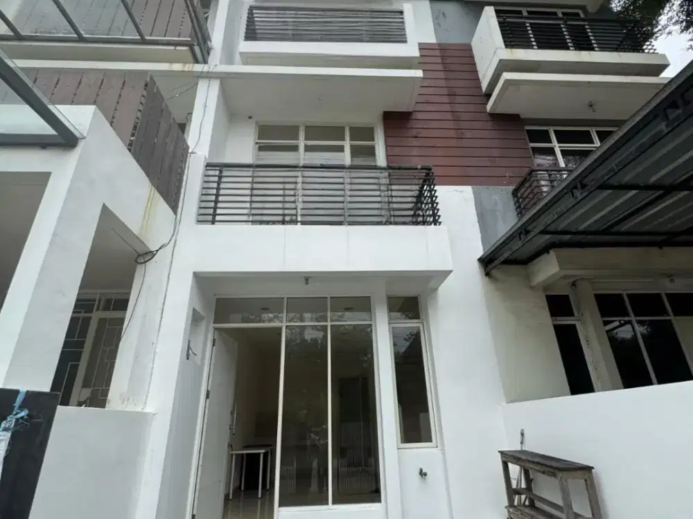 Dijual Cepat Rumah di Katamaran Indah Boulevard, Pantai Indah Kapuk 1, Jakarta Utara