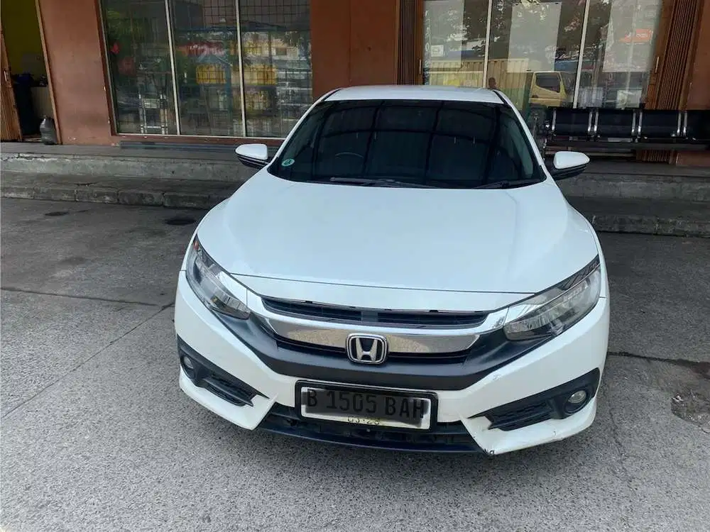 Honda Civic turbo sedan 2018