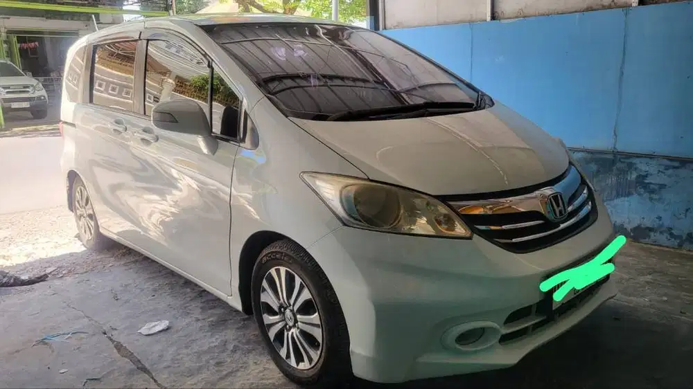 HONDA FREED 2014 PLAT DD PINTU OTOMATIS