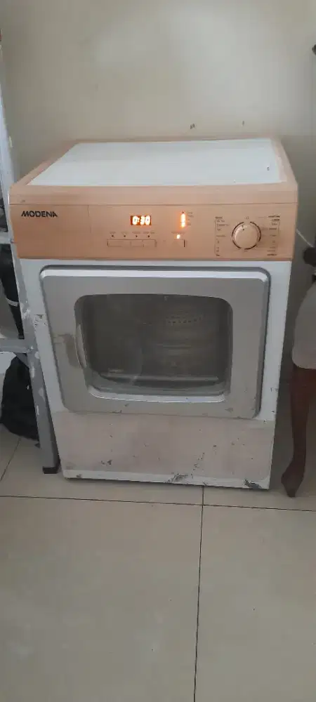 Mesin Pengering Pakaian MODENA