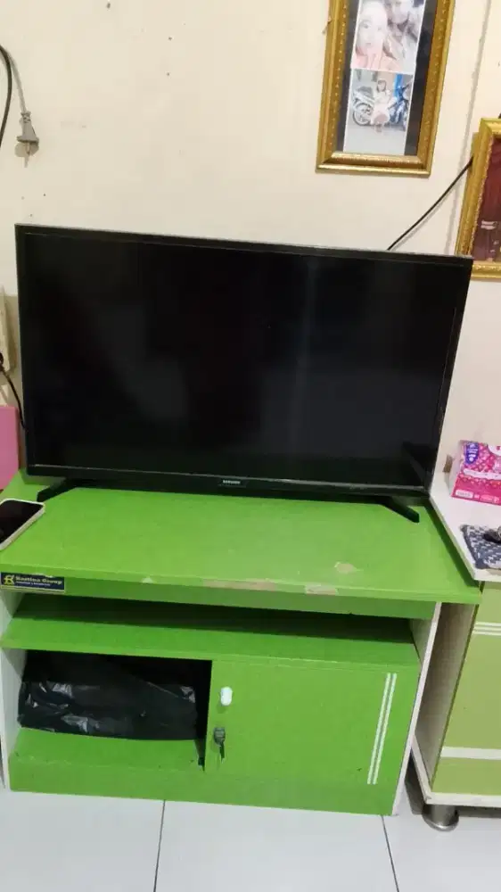 DIJUAL TV SAMSUNG 32 INCH.